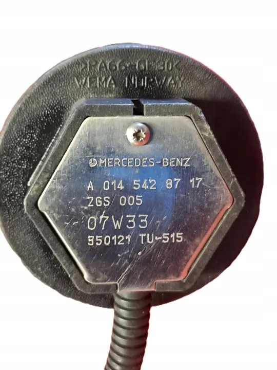 Mercedes AdBlue-Füllstandssensor OEM A 0145428717 image 3