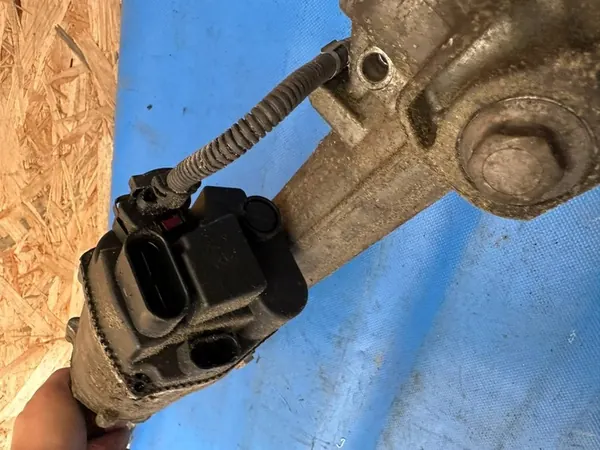 MERCEDES S KLASA W222 4 MATIC Styrväxel image 8