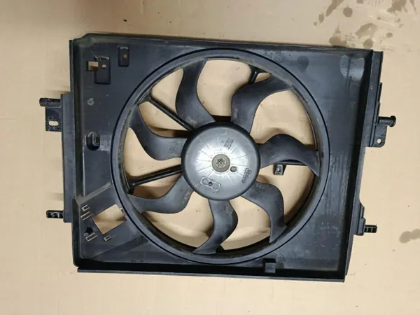 Kylarfläkt OEM 214815462R Renault Captur II image 5