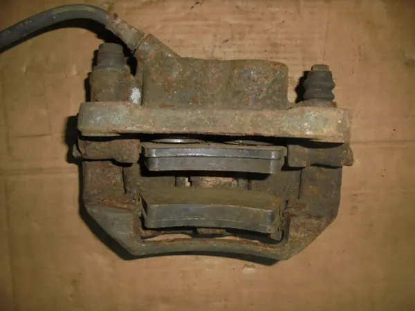 Remklauw voor links Renault Master II OEM Y01419 image 3