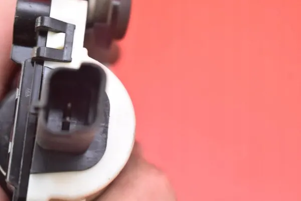 Dörrlås Fram Höger Tesla Model X 90D 2015-2021 OEM image 9