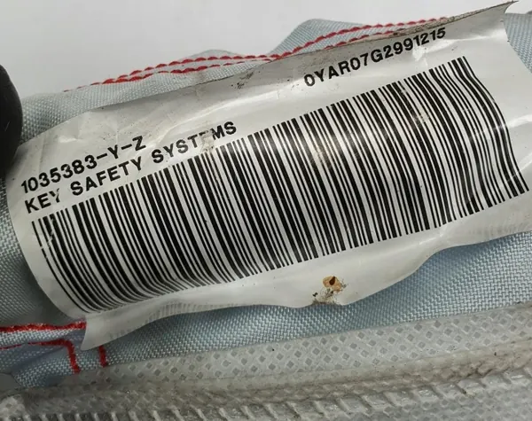 OEM 1035383 Oikea/vasen verho Skoda Fabia III:lle image 3