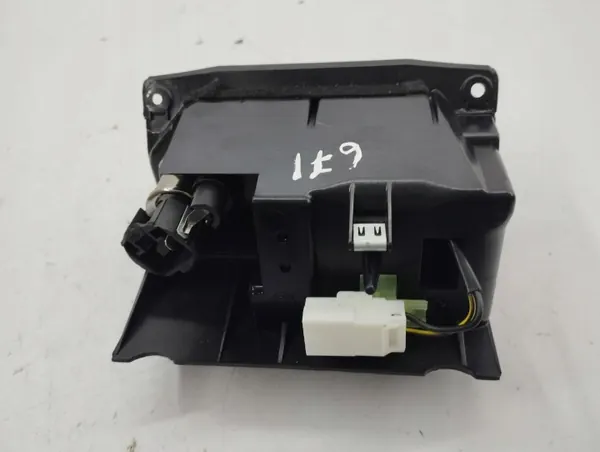 Maserati Quattroporte 2010 Aschenbecher hinten OEM AMD94369 image 6