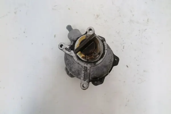 Imupumppu BMW E65 E63 4.4 V8 7507263 image 2