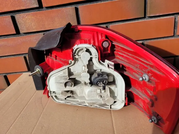 Lámpara Trasera Izquierda Audi A3 8P 3D 04- 8P0945095A image 10