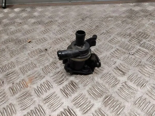 Bomba de circulación de agua OEM 06D121601B para Audi A6 S6 image 2
