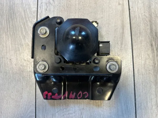 Radar Activo Jeep Dodge OEM 04672759AC Usado image 2