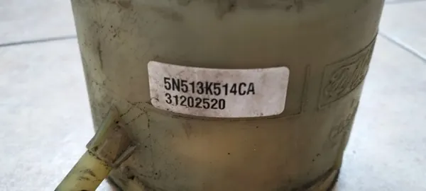 Pompe de direction Volvo OEM 31202520 Occasion image 3