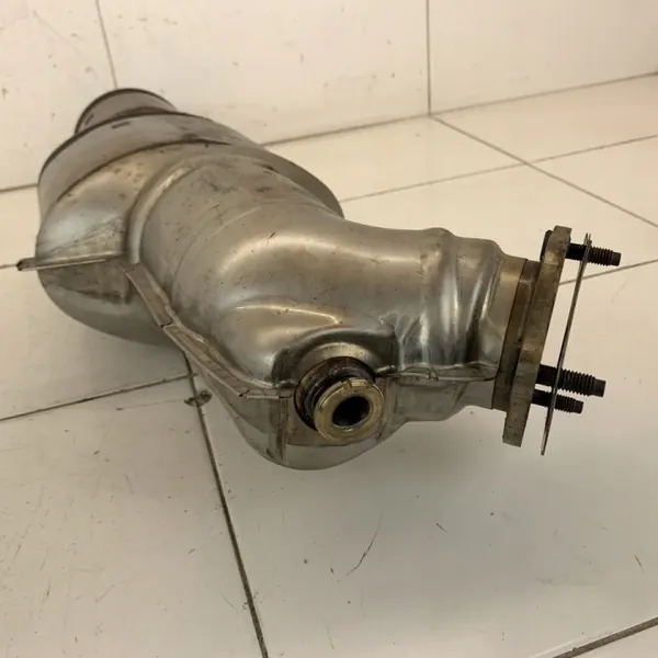 Catalyseur OEM 5458563254568789632142 Audi A6 image 4