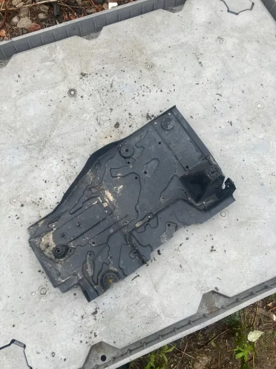 OEM 9810609480 Alustanssu Citroen Peugeotille image 2