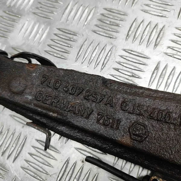 Snodo anteriore sinistro Audi Q7 4L 7L0501655B image 6