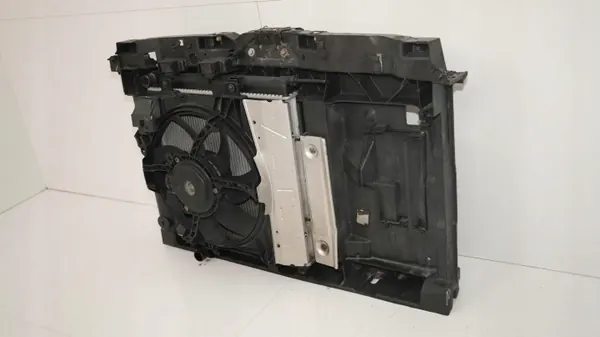 OEM 360179688 etuhihna Peugeot 2008 I:lle 2013-2019 image 8