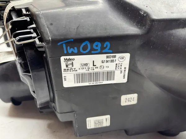 SEAT IBIZA Farol Esquerdo 6J1941005F image 9