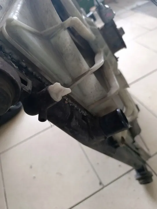 Kylsystem Toyota Yaris 16711-0J010 image 9