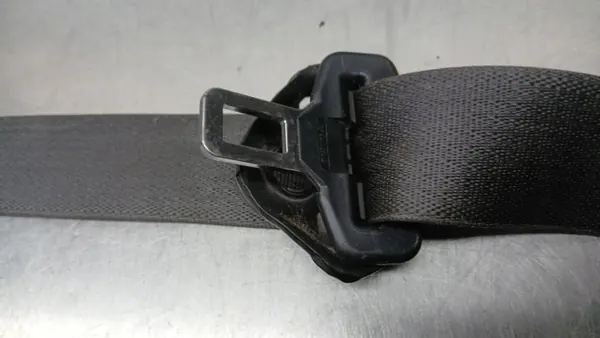 Cinto de segurança dianteiro esquerdo OEM 13290230 Opel Corsa D image 4