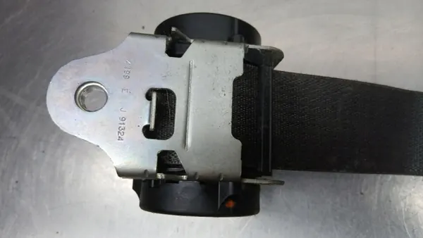 Cinto de segurança dianteiro esquerdo OEM 13290230 Opel Corsa D image 9