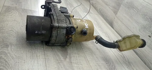 Pompe de direction MAZDA 3 03-09 - Pièce OEM image 2