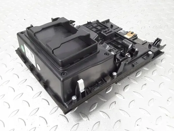 Painel cinzeiro KIA Optima OEM 84690D4BJ0 - Usado image 5