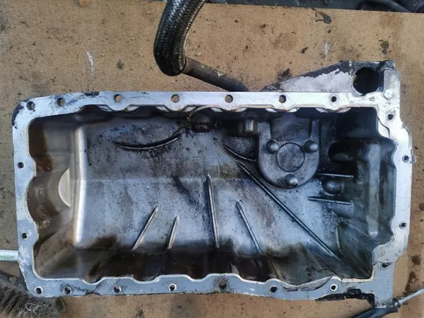 Oljepanna AUDI SKODA 1.8 T AUQ 038103603L image 6