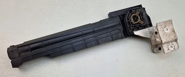 BMW F20 F30 F31 Kylarfäste Höger 7600537 image 3