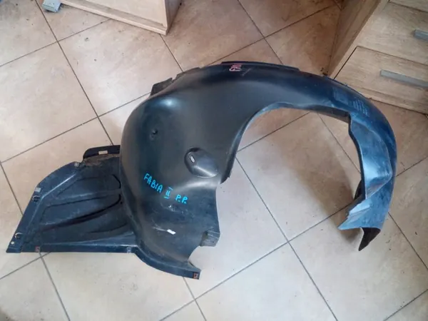Front Wheel Arch Skoda Fabia II OEM image 5