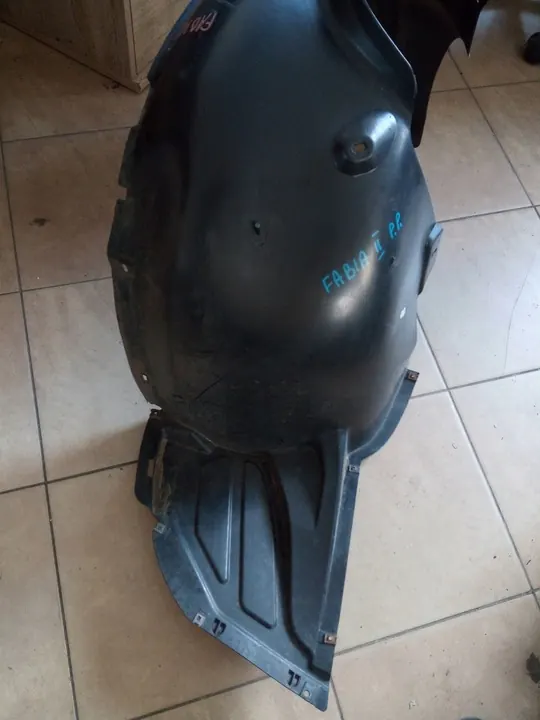 Front Wheel Arch Skoda Fabia II OEM image 6