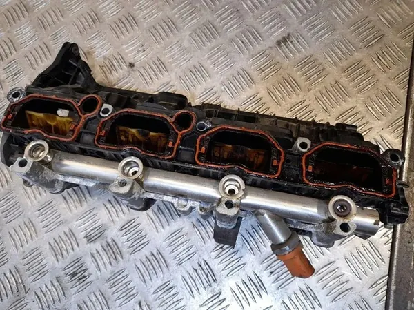Collecteur d'admission AUDI A8 D2 4.0L essence 2013 OEM image 3