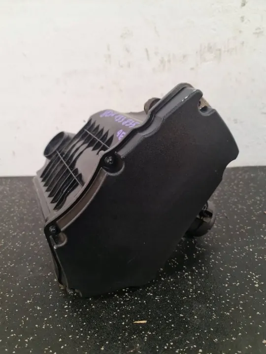 Filtre à air Audi Q5 OEM 80A133835AE - Occasion image 2