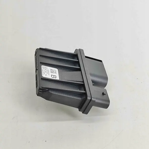 AdBlue-moduuli OEM 0444050203 VW Passat B8 2.0L image 4