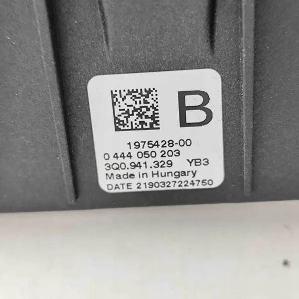 AdBlue-moduuli OEM 0444050203 VW Passat B8 2.0L image 7