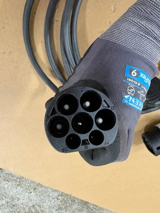 Cable de Carga Mercedes A0005833301 Original image 3