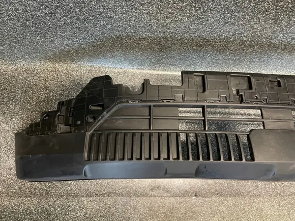 Nedre framstötfångare-spoiler Kia EV3 OEM 86512-EV000 image 4