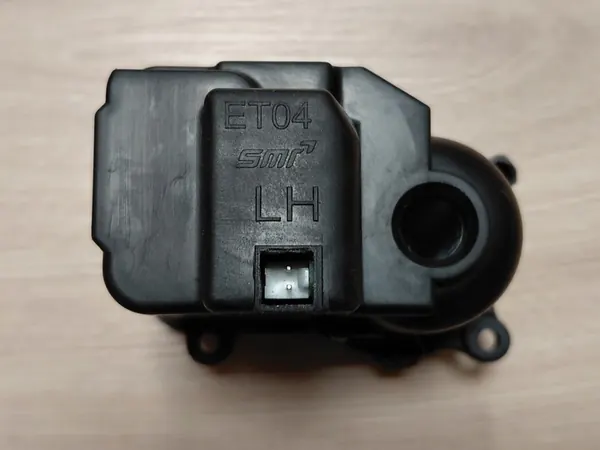 Moteur de rétroviseur pliant gauche KIA OPTIMA IV 15-20 OE image 3