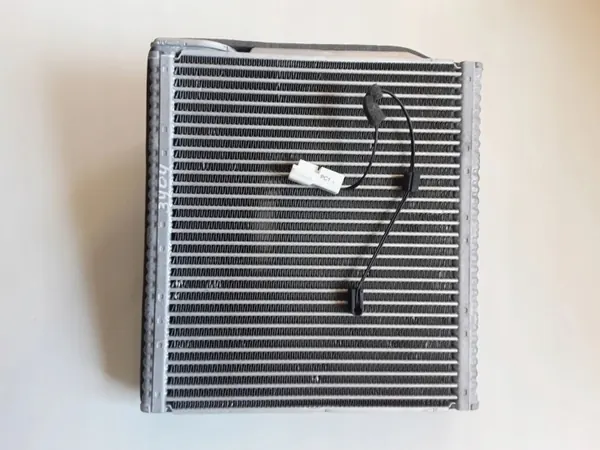 Hyundai Ioniq airco verdamper OEM MKY12589 - Gebruikt image 3