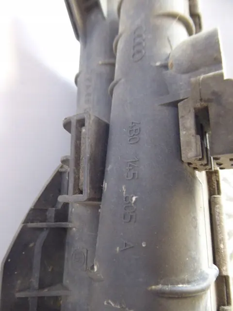 AUDI A6 C5 97-01 Intercooler 2.5 TDI OEM 4B0145805A image 6