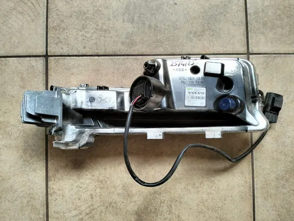 VOLVO S60 V60 2013-2018 Luz Diurna LED Esquerda 31353289 image 2