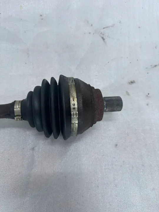 Höger fram drivaxel Audi Q3 II Skoda Kodiaq image 3