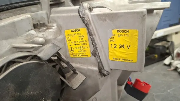 Rechter Xenon Koplamp Mercedes W220 A2208200861 image 5