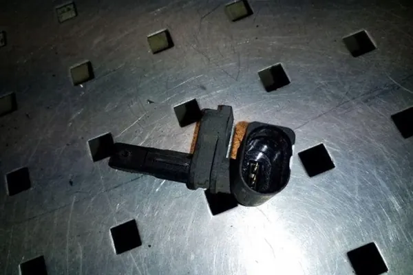 Sensor ABS Traseiro Direito VW TOUAREG 7P0927807A image 2