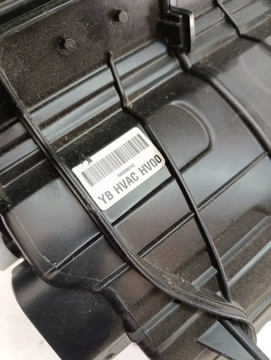 Calefactor de ventilación KIA RIO IV YB 2017 image 3