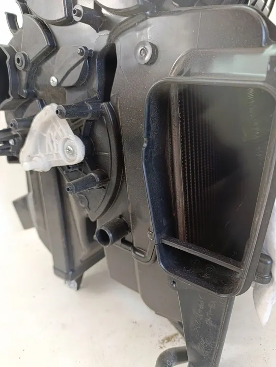 Calefactor de ventilación KIA RIO IV YB 2017 image 6