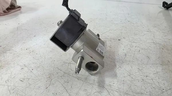Soupape Climatisation OEM T588455 Peugeot 208 II / Opel Corsa F image 4