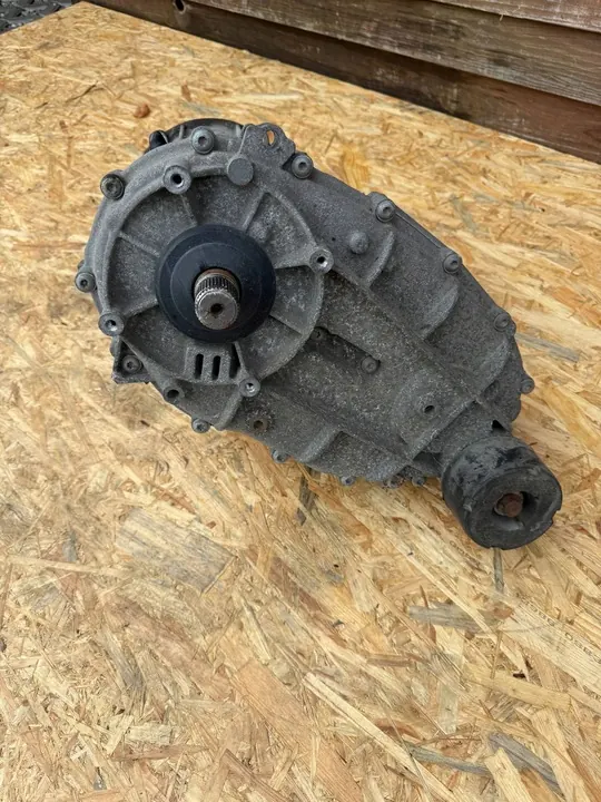 Caja de transferencia Audi Q7 4L 0BU341010N image 6