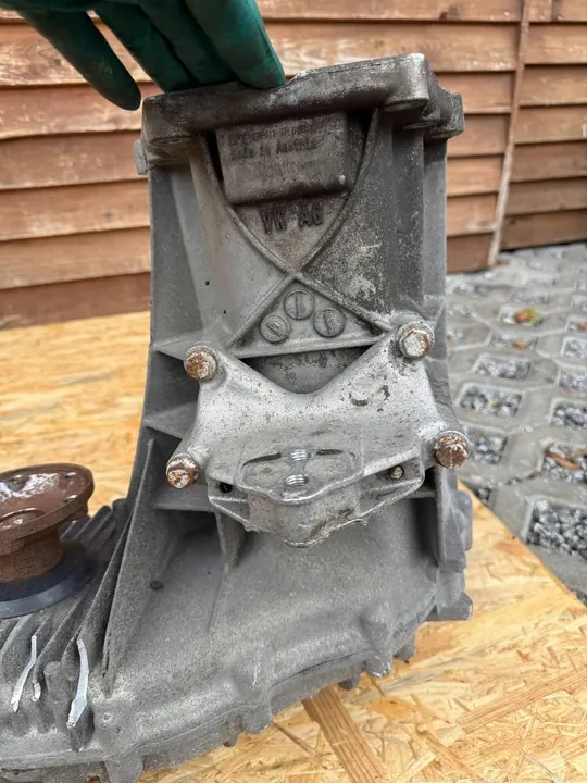 Caja de transferencia Audi Q7 4L 0BU341010N image 9