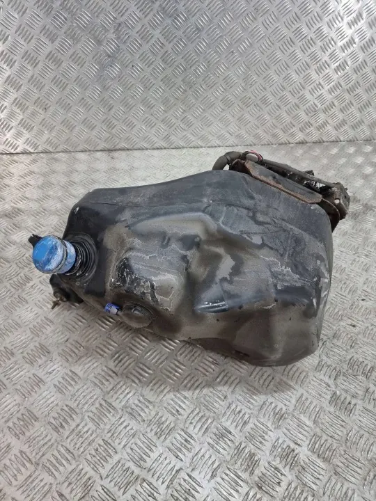 Tanque AdBlue Jaguar OE HK83-5J228-AF - Usado image 2