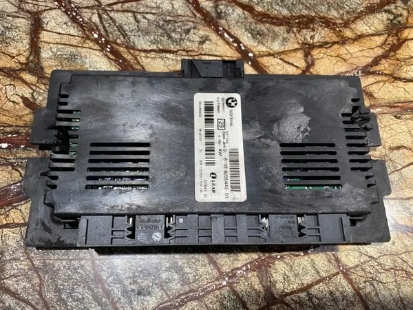 OEM 9230445 lattavalon moduuli BMW E90/E92/E93 image 2