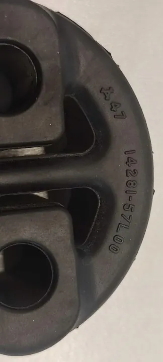 Suzuki Swift MK9 Pakoputken Kiinnike OEM 14281-57L00 image 7