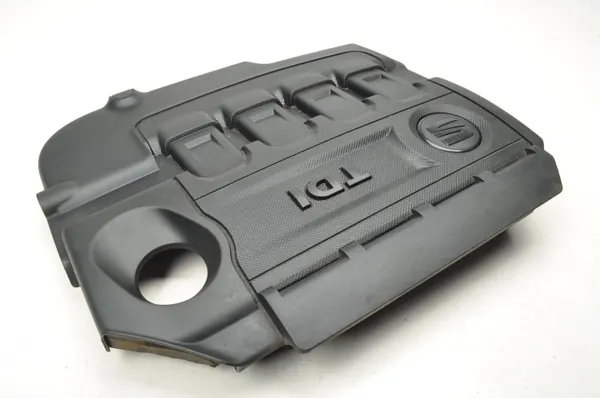 SEAT Moottorikansi OEM 04L103925K Leon III 1.6 TDI image 4
