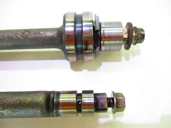 Mitsubishi Space Wagon 2.0 TD Balance Shaft image 4