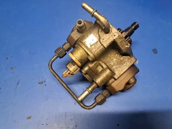 Pompe à carburant OEM 6C1Q9B395BB pour Ford Transit 2400TDCI image 2